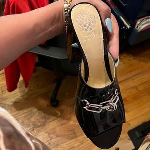 Vince camuto black pattern leather shoes size 42/10